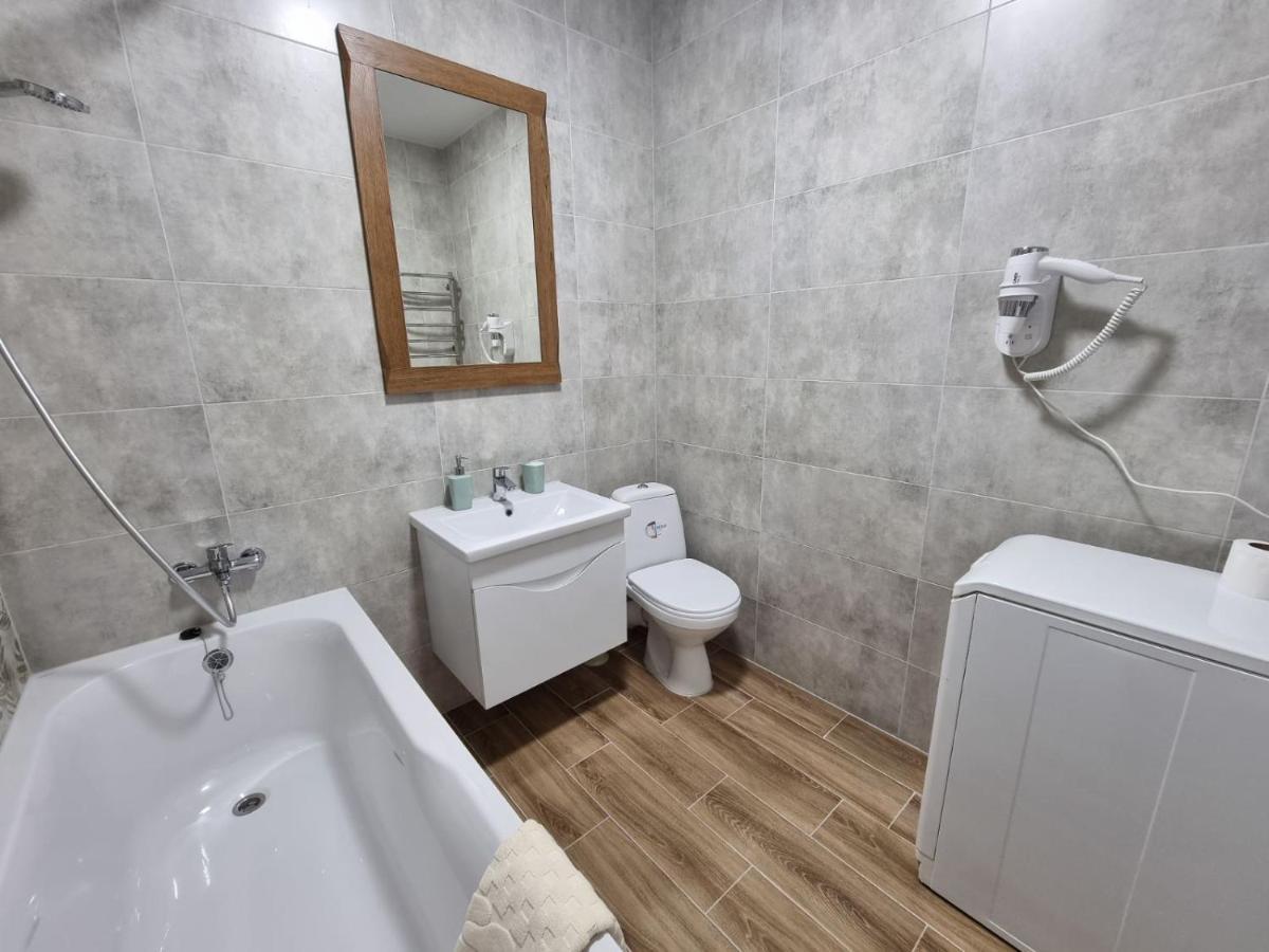 Apartment Dream Town біля залізничного вокзалу Lutsk