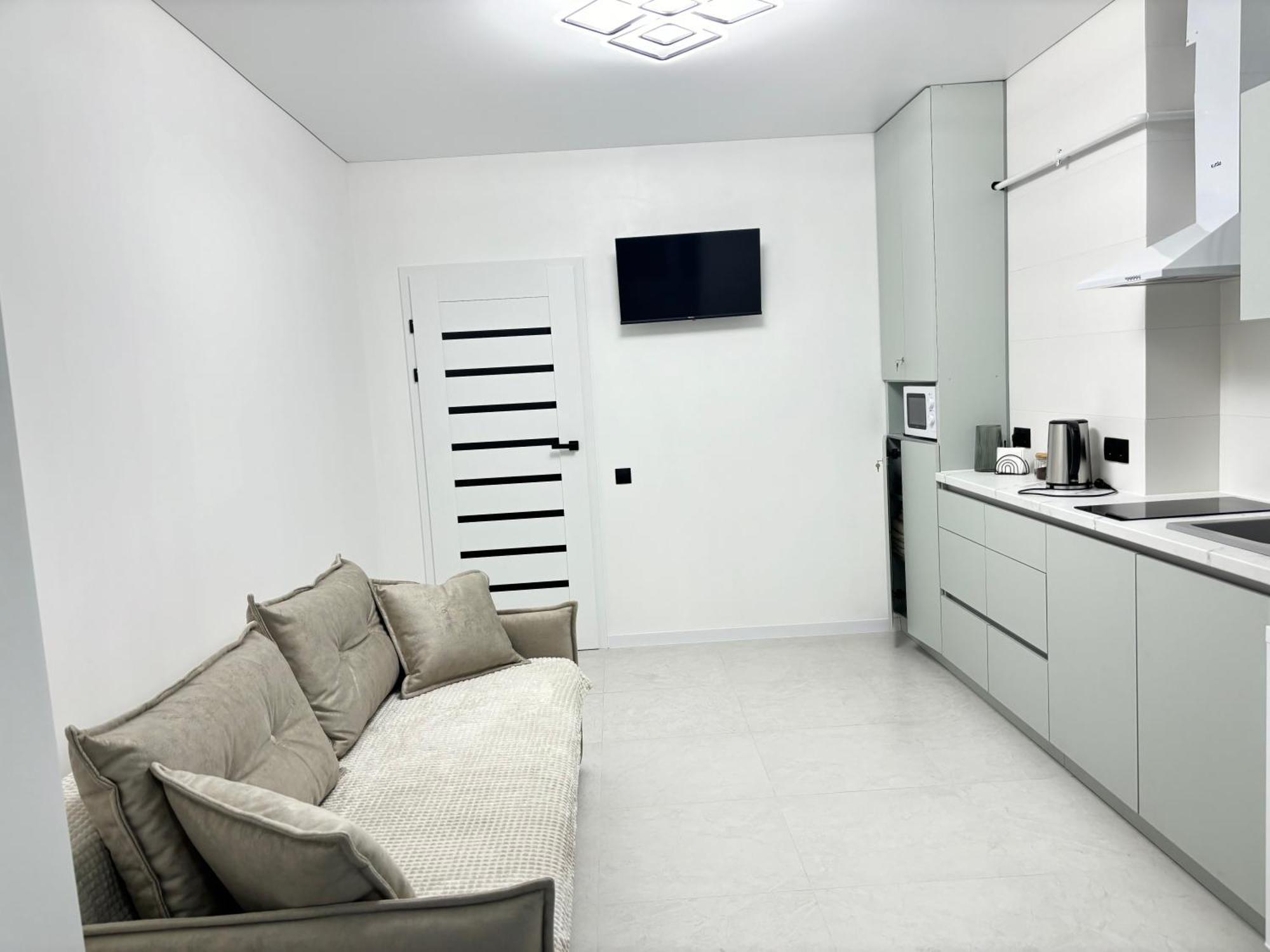 Dream Town біля залізничного вокзалу Apartment